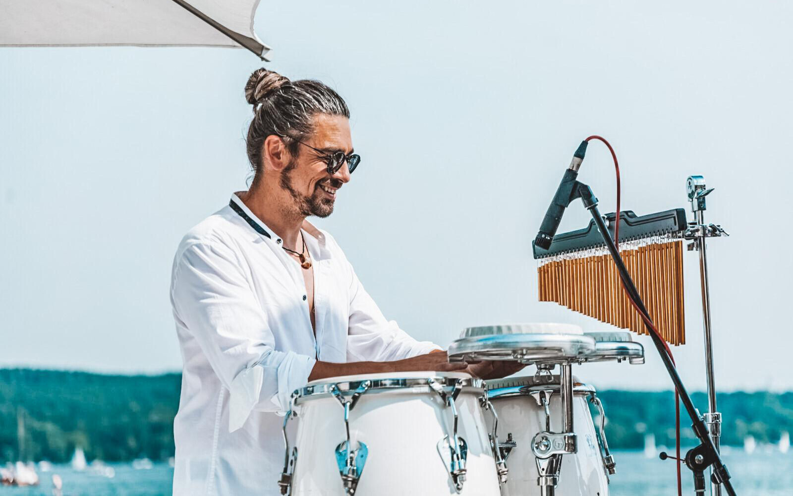 Benn – Dynamic DJ Live Percussionist